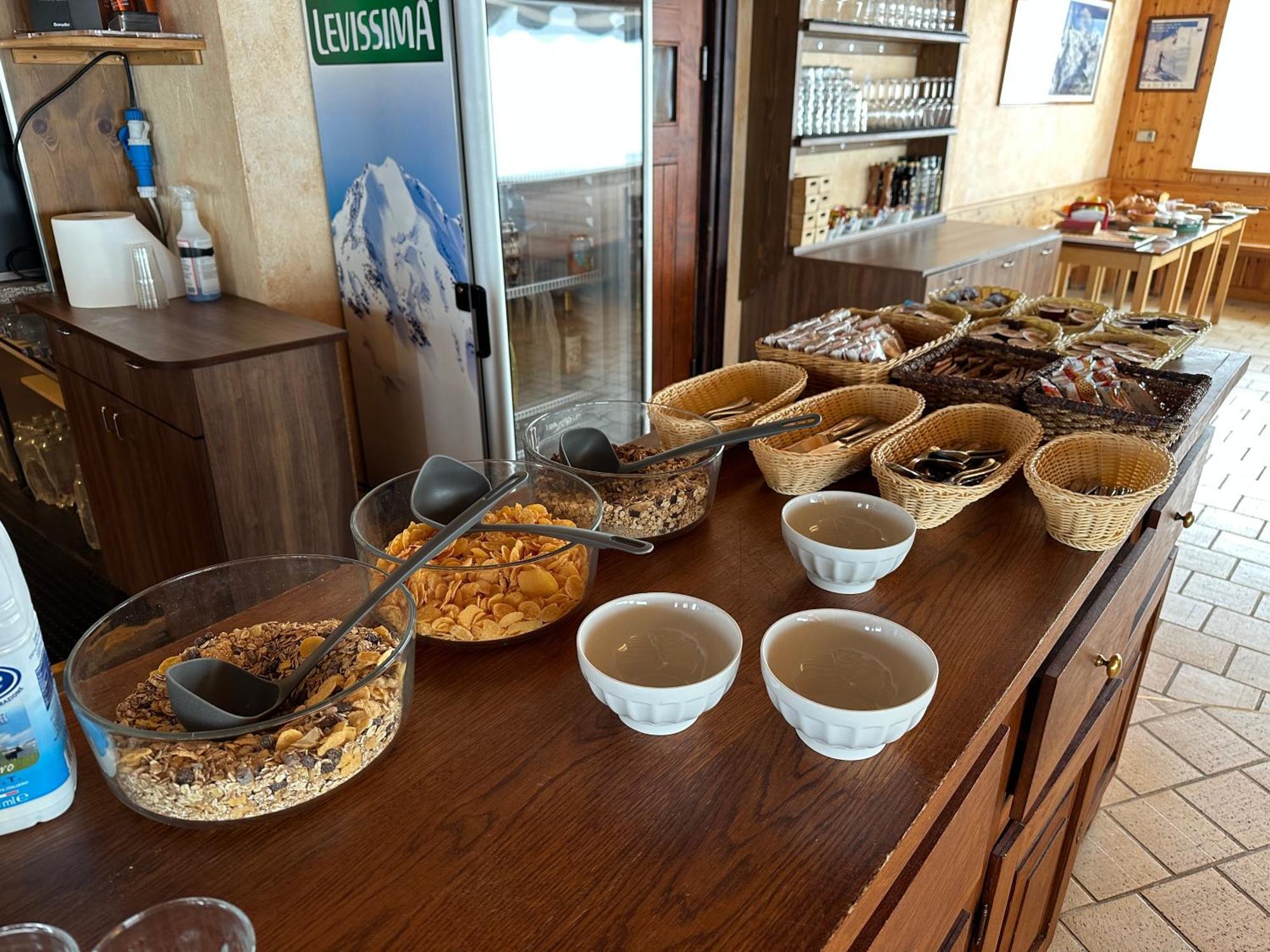 艾尔伯格西特恩餐饮酒店 格雷索拉特里尼泰 外观 照片